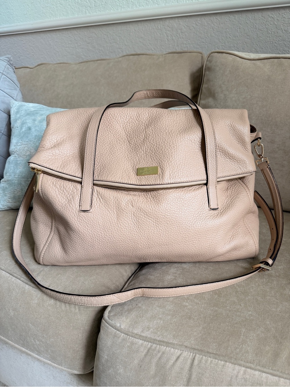 Kate Spade New York Highland Place Travel Leslie XL Leather Bag - Affrogato Tan